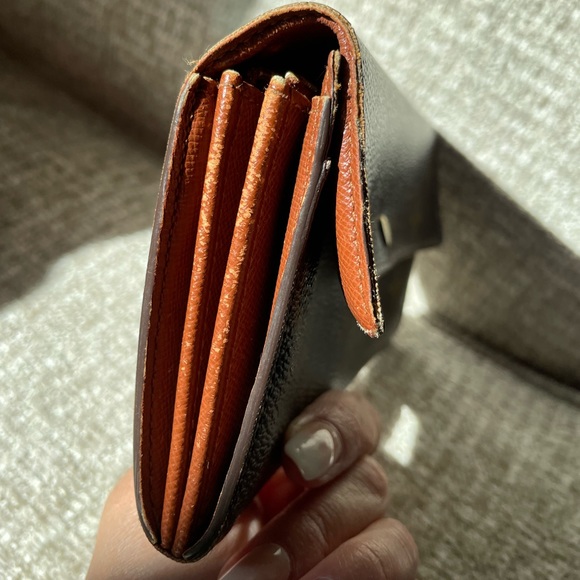 Louis Vuitton Monogram Bifold with Snap Wallet - Picture 10 of 16